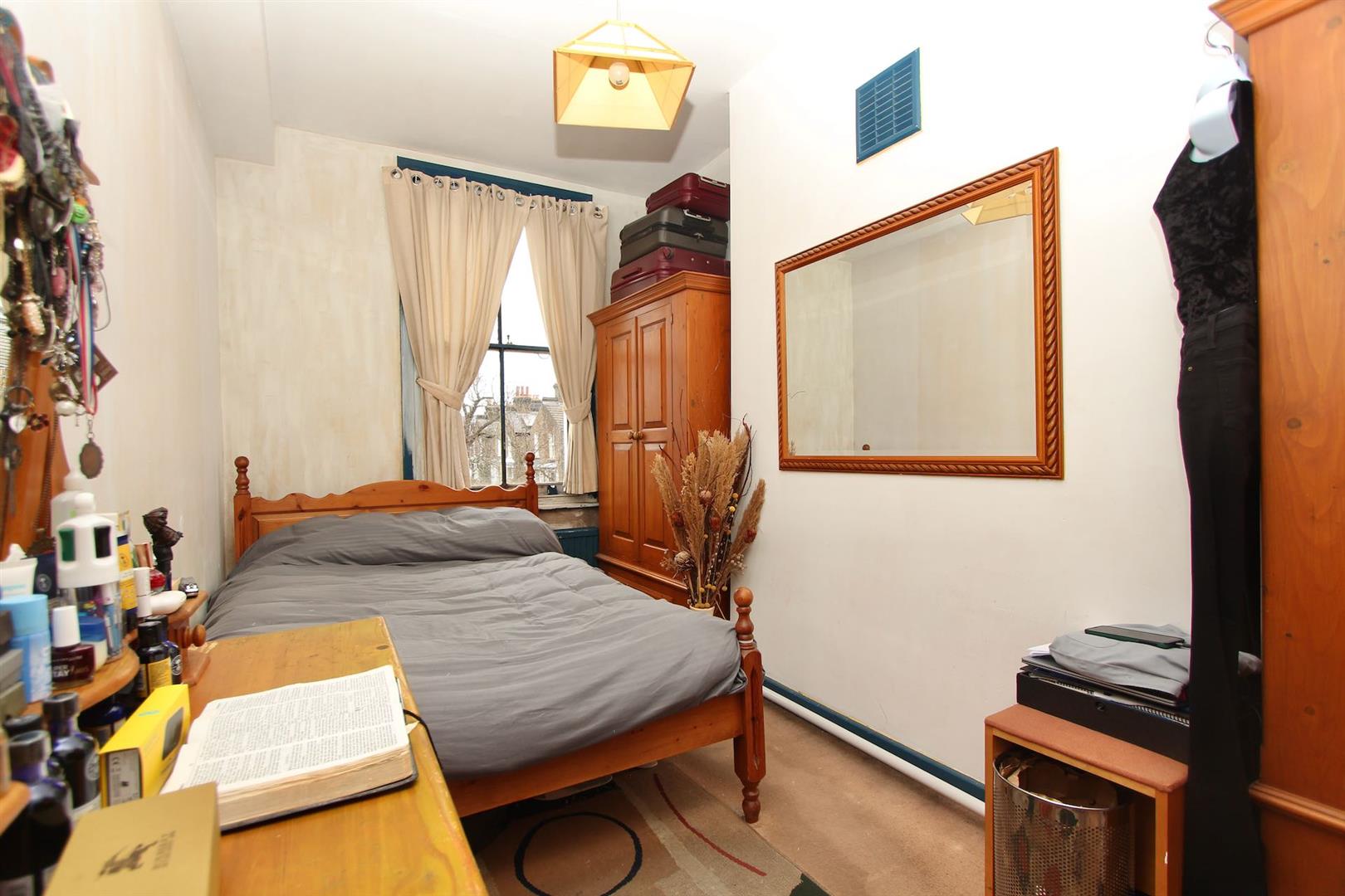 Image for Evering Road, N16