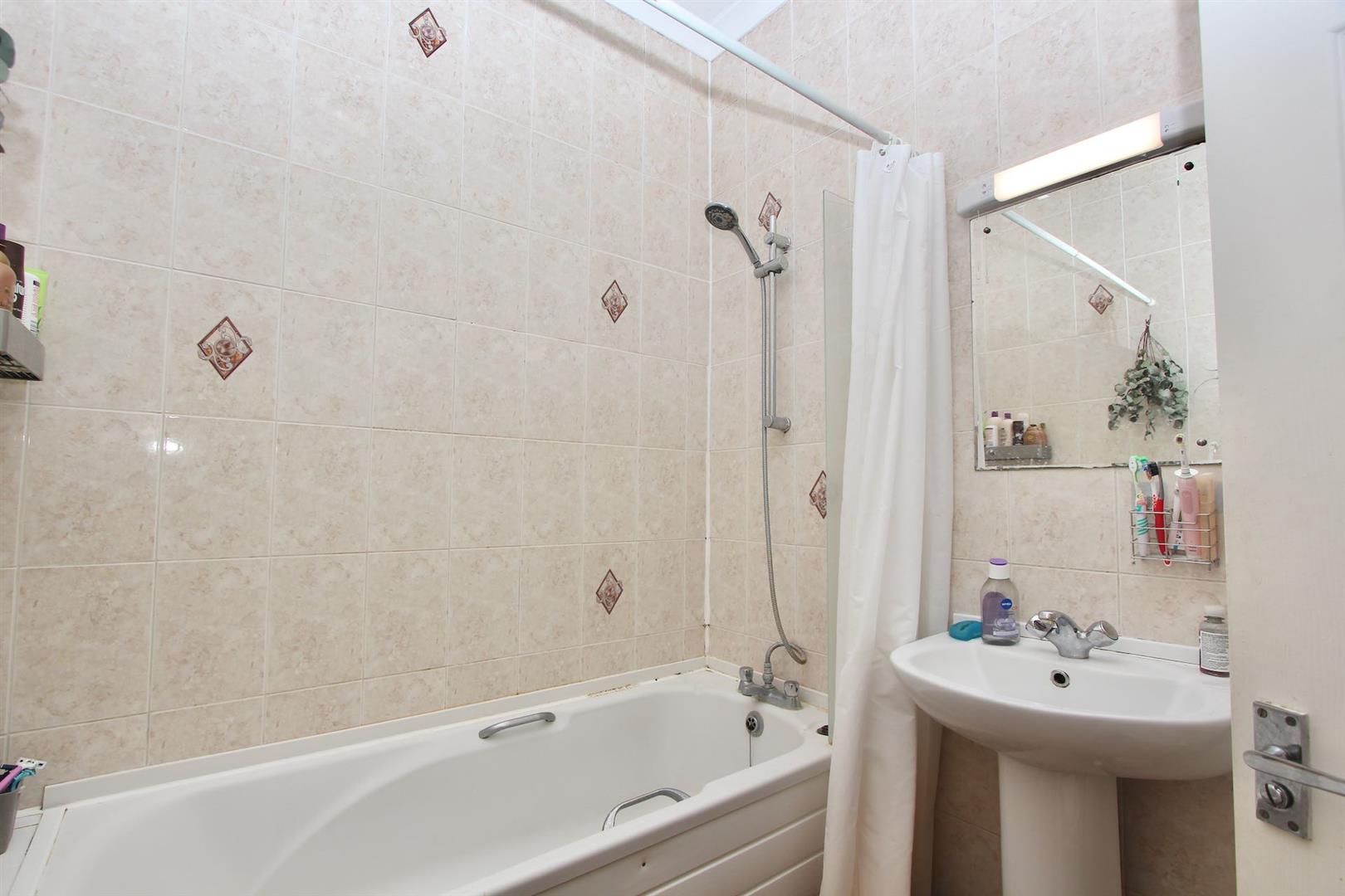 Image for Belfast Road, N16