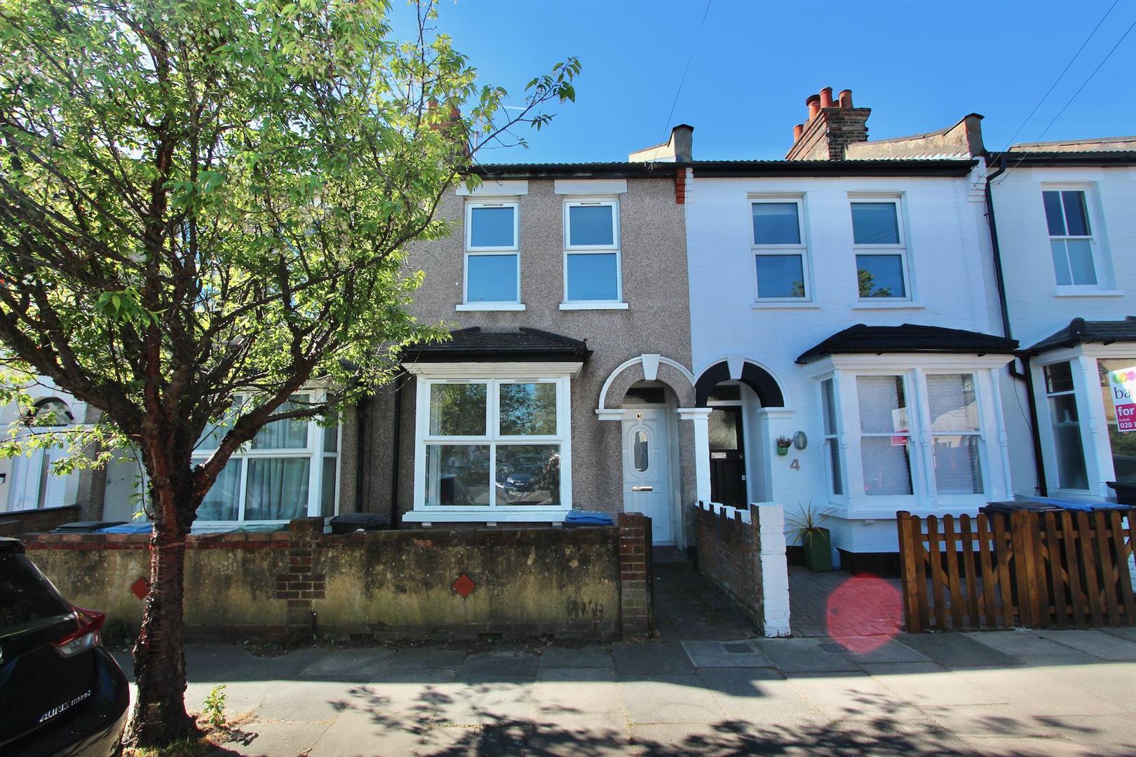 View full details for Cross Road, EN1