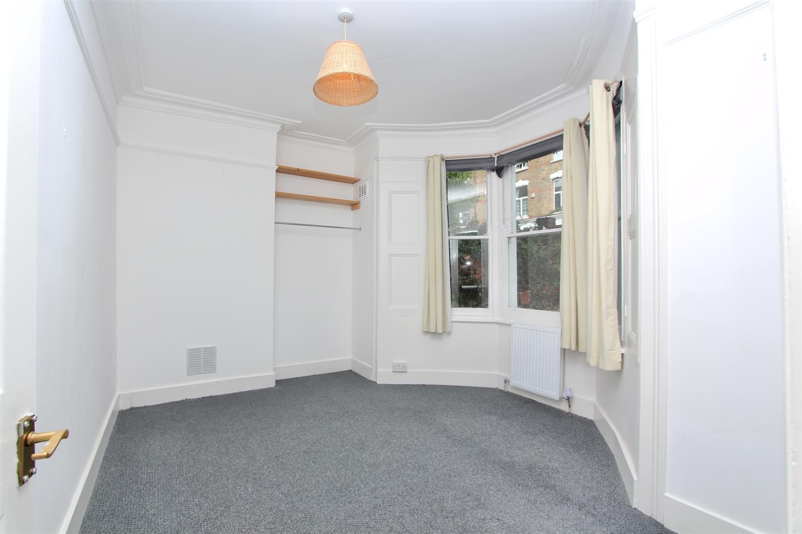 View full details for Alvington Crescent, E8