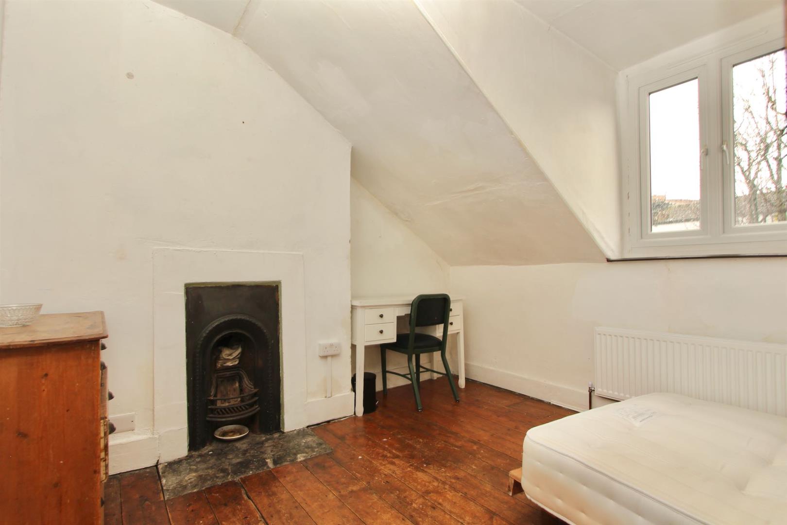 Image for Cazenove Road, N16