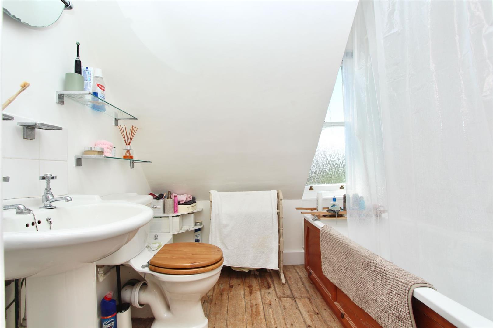 Image for Anson Road, N7