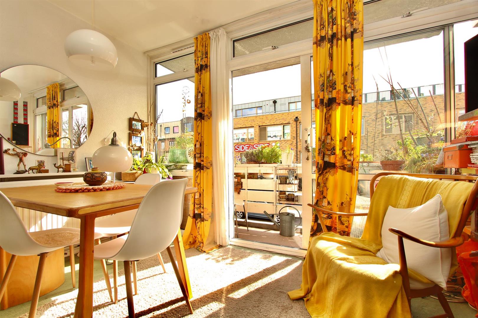 Image for Arbor Court, N16
