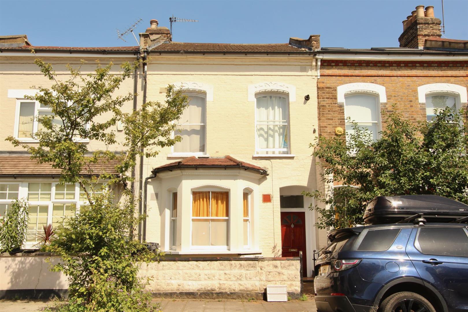 Image for Dynevor Road, N16