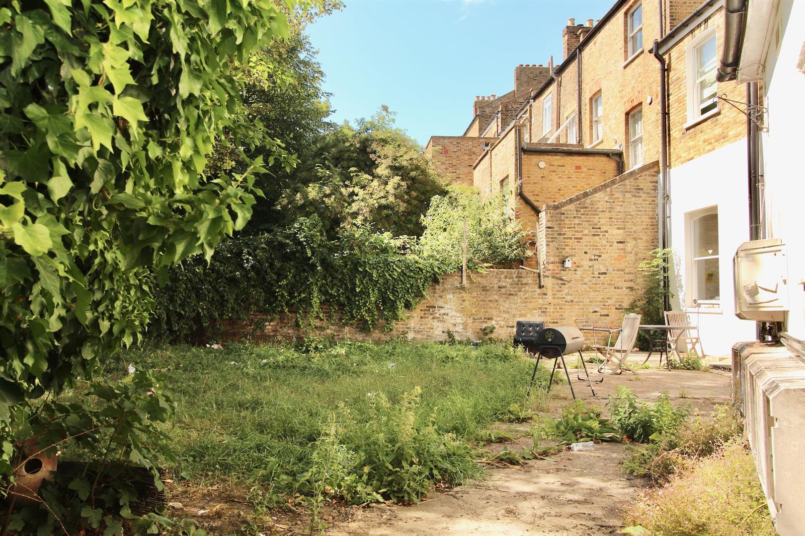 Image for Amhurst Road, N16