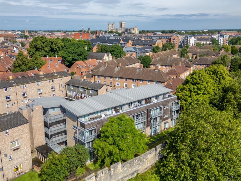 Mcquades Court, City Centre, York