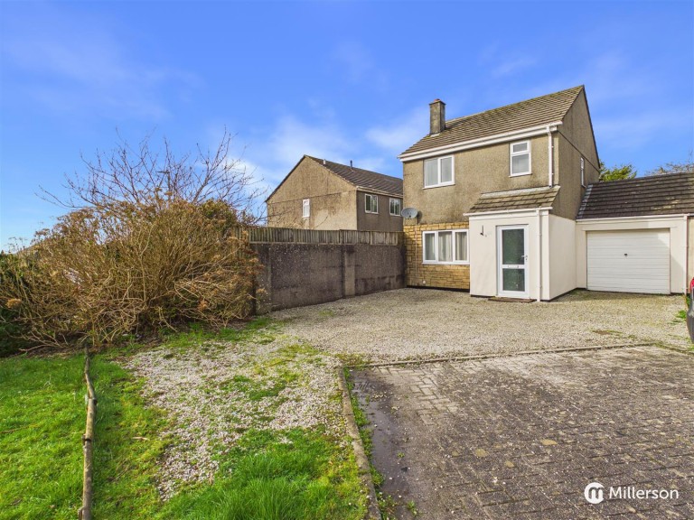 Trethannas Gardens, Praze, Camborne