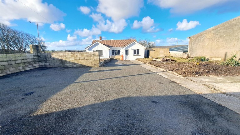 North Country, Redruth