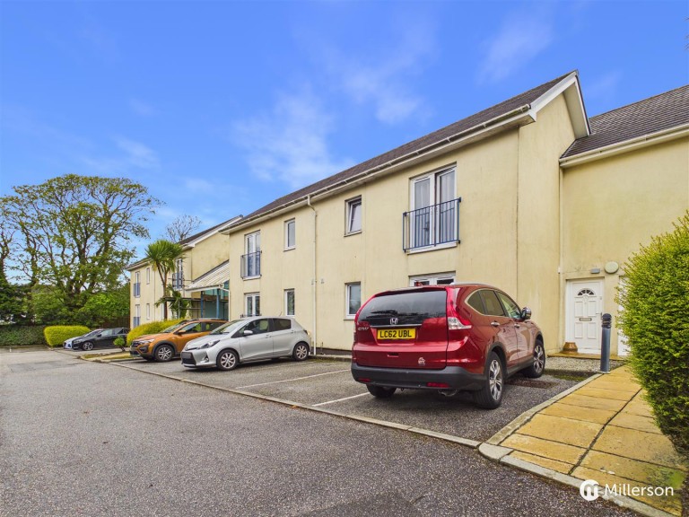 Treleigh Avenue, Redruth