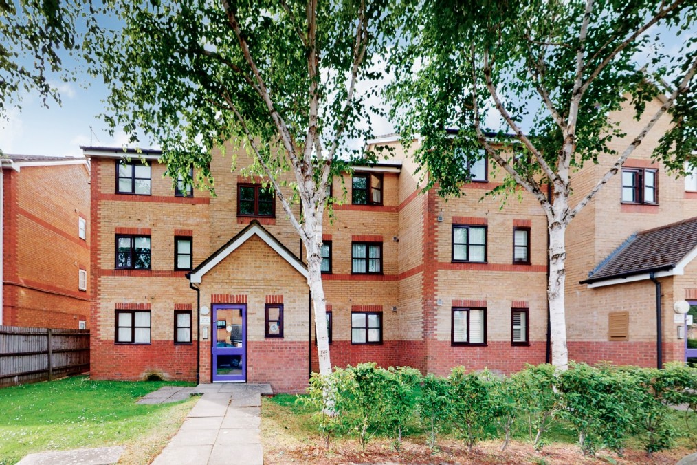 Draycott Close, Cricklewood, NW2