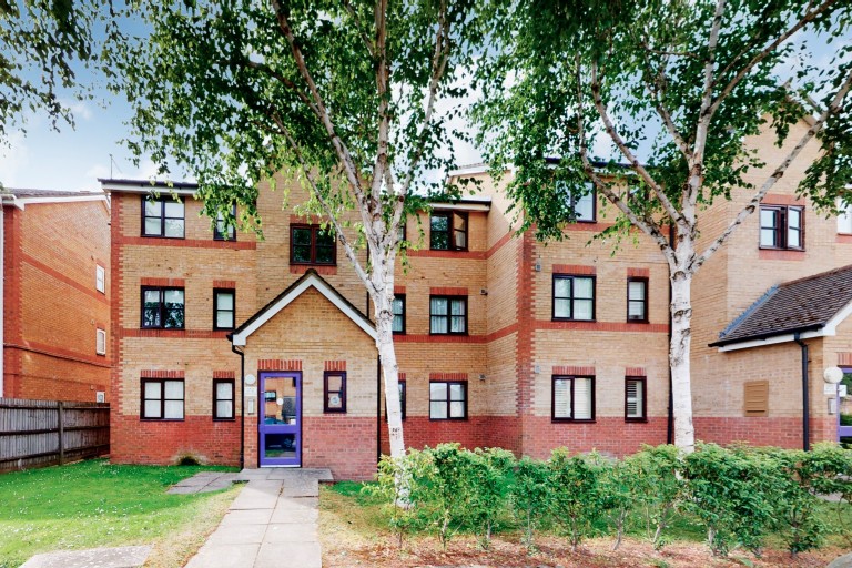 Draycott Close, Cricklewood, NW2