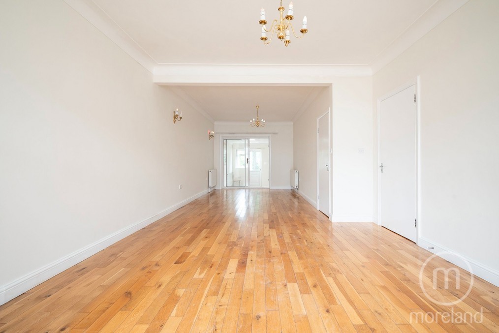 Leeside Crescent, Temple Fortune, NW11