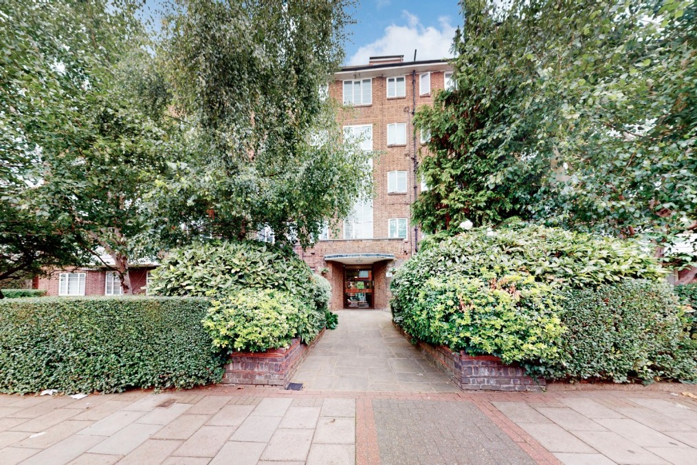 Heathway Court, Finchley Road, NW3