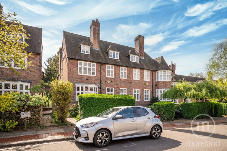 Rotherwick Road, Hampstead Garden Suburb NW11