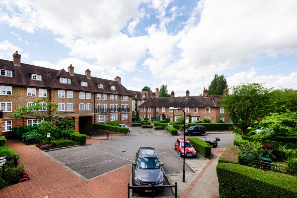 Heathview Court, Corringway, Hampstead Garden Suburb, NW11