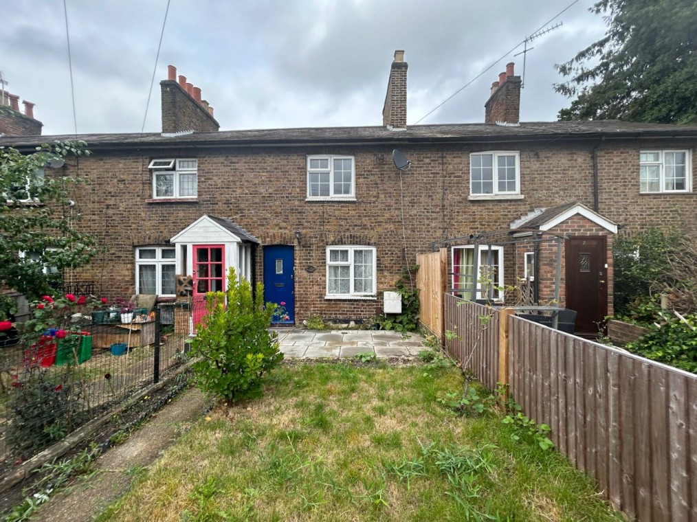 Burroughs Gardens, Hendon, NW4