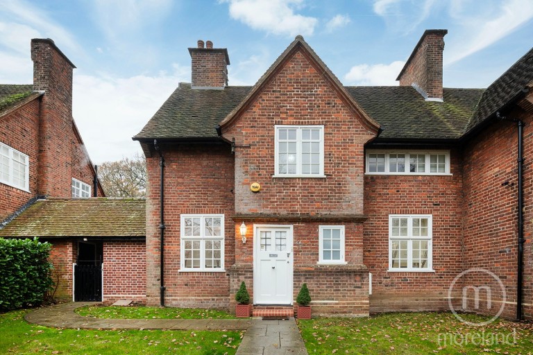 Addison Way, Hampstead Garden Suburb, NW11