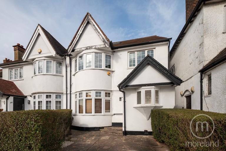 Highcroft Gardens, Temple Fortune NW11