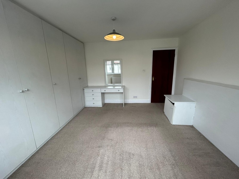 Highfield Avenue, Golders Green, NW11