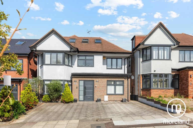 Vaughan Avenue, Hendon NW4