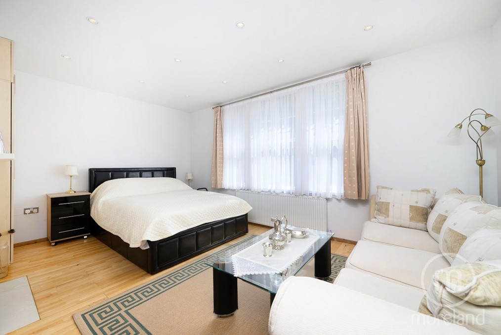 Stag Lane, Edgware, HA8