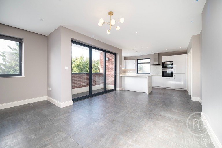 Finchley Road, London, NW11