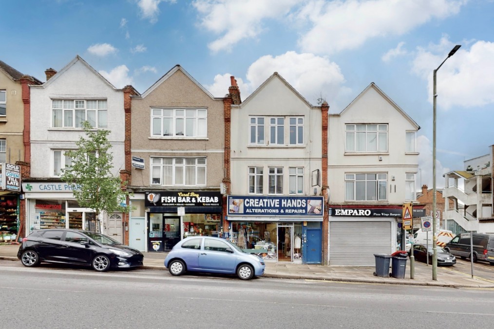 Cricklewood Lane, Childs Hill, NW2