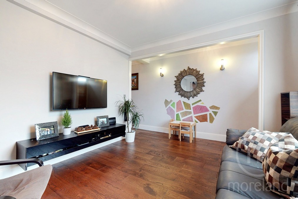 Pennine Mansions, Pennine Drive, London, NW2
