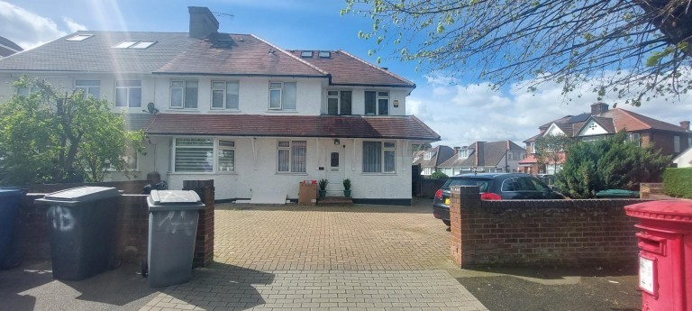 Greenfield Gardens, London, Greater London, NW2