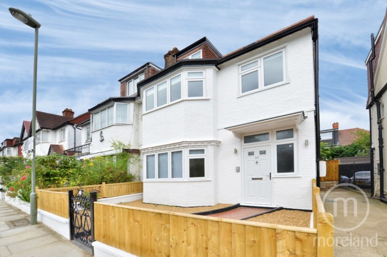 Garrick Avenue, Golders Green, NW11