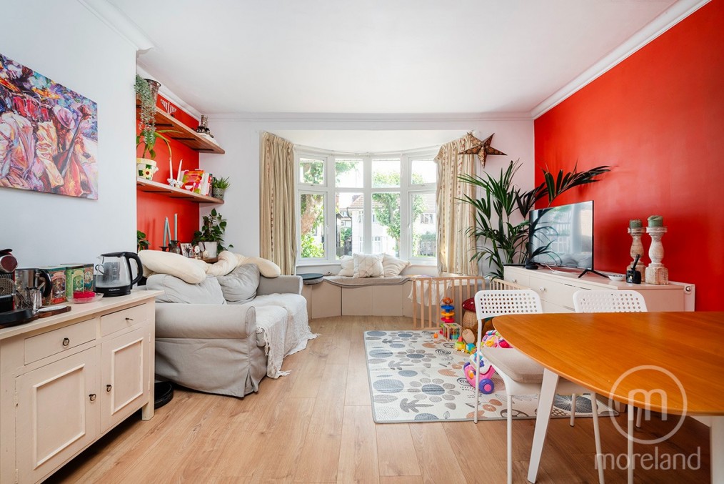 Ashbourne Avenue, Temple Fortune, NW11