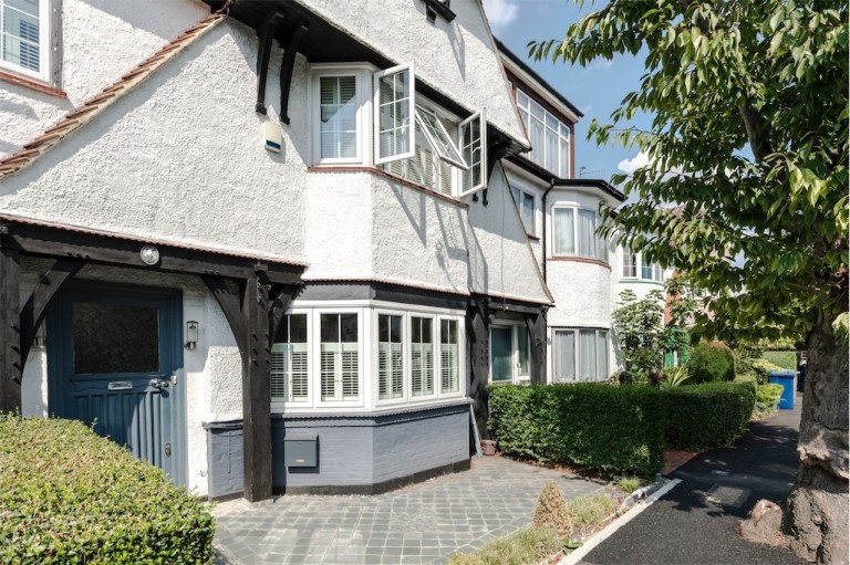 Hampstead Gardens, Golders Green, London, NW11