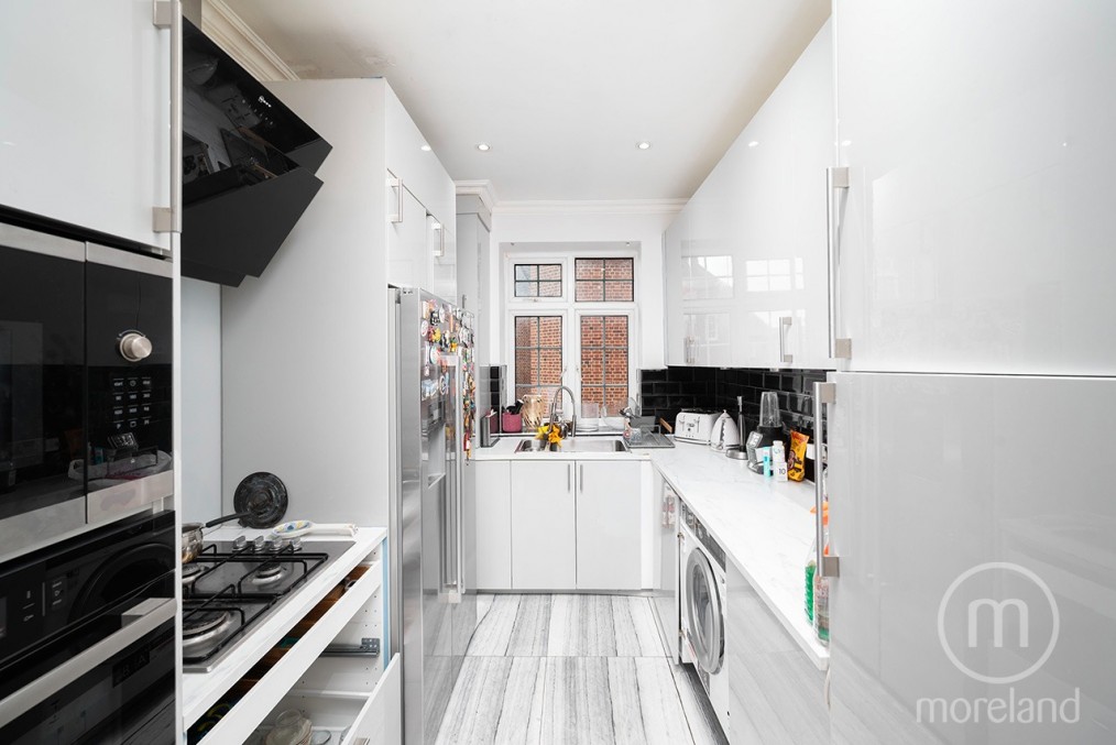 Moreland Court, Finchley Road, Childs Hill NW2