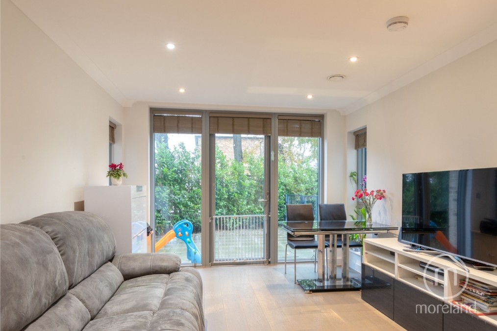 Bellham Court, Hope Close, Hendon, NW4