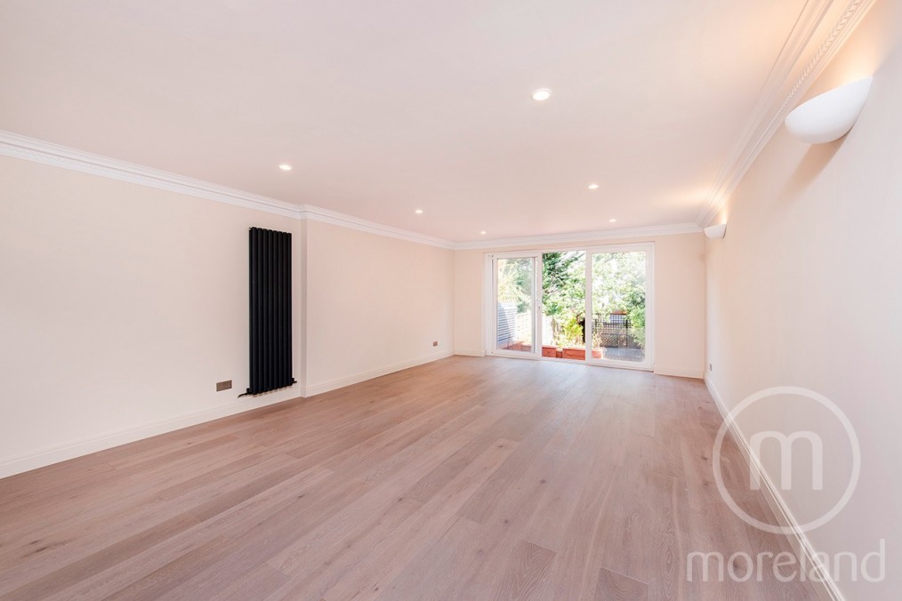 Brookside Road, Golders Green, London, NW11