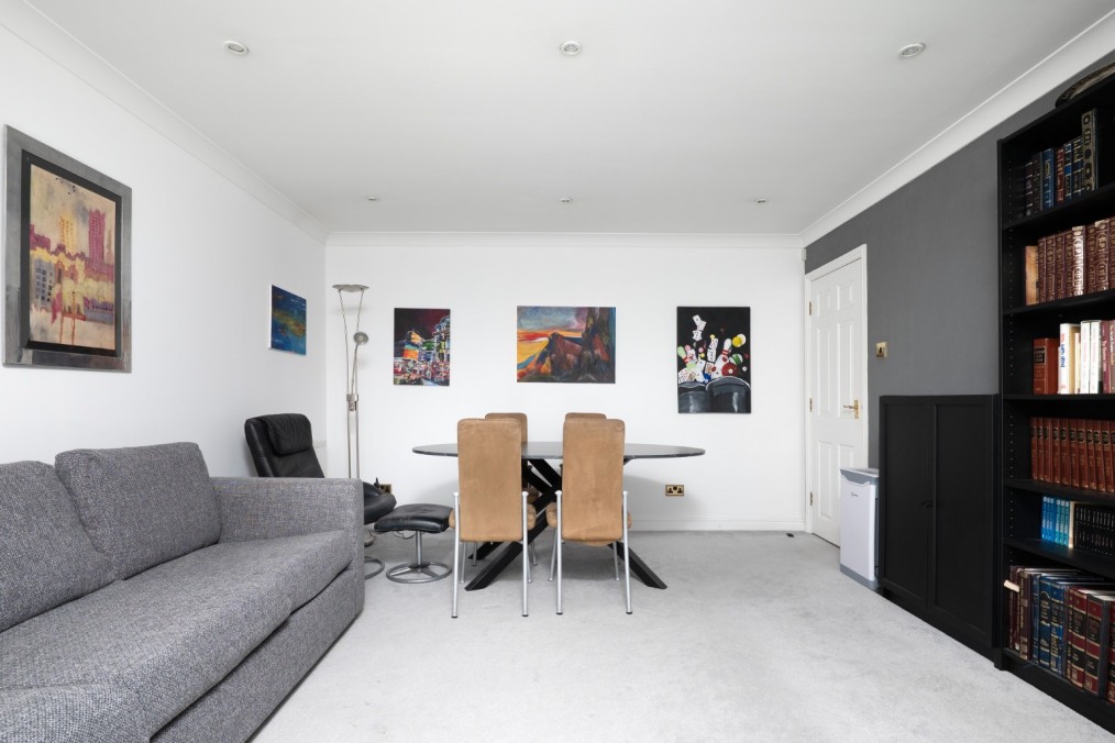 Sunningfields Road, Hendon NW4