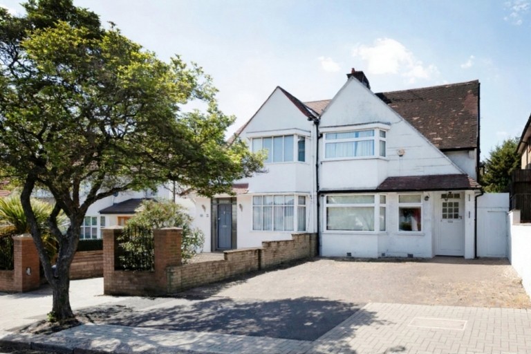 The Vale, Golders Green, NW11 8SE