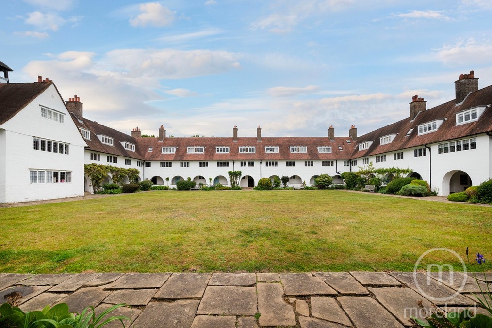 Waterlow Court, Heath Close, London