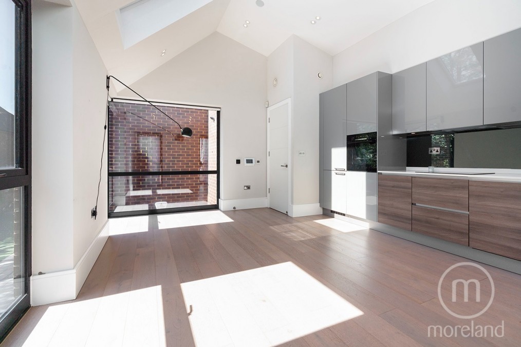 Hodford Road, Golders Green, NW11