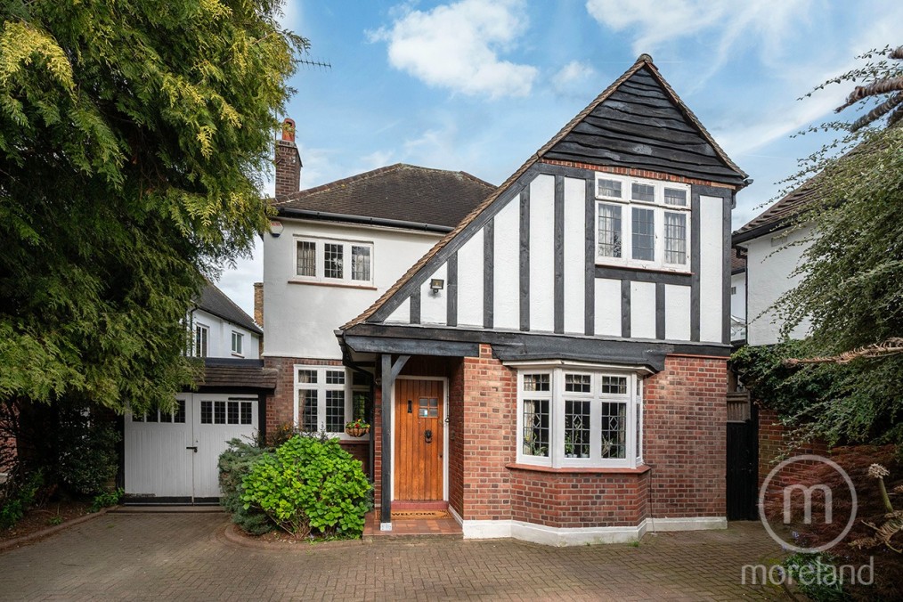 Bourne Avenue, Southgate, N14