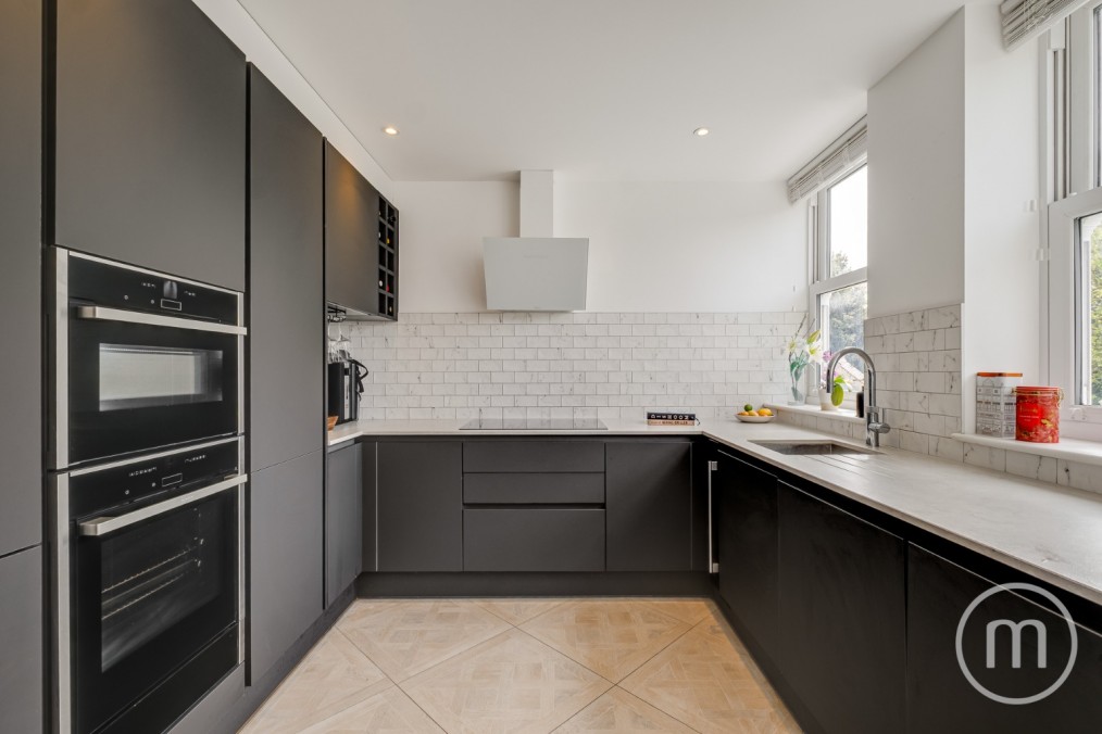 Woodstock Road, Golders Green, NW11