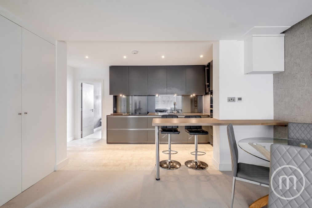 Woodstock Road, Golders Green, NW11