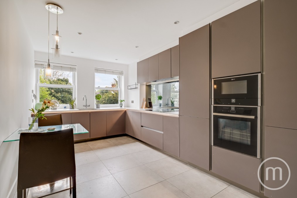 Woodstock Road, Golders Green, NW11