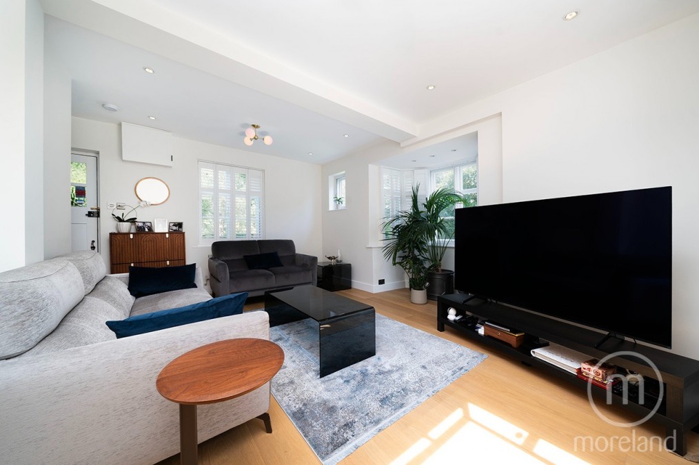 Addison Way, Hampstead Garden Suburb, NW11