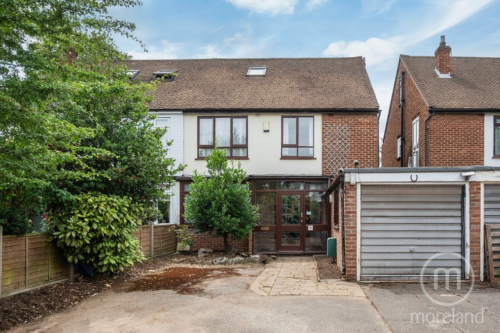 Sunningfields Road, Hendon, NW4