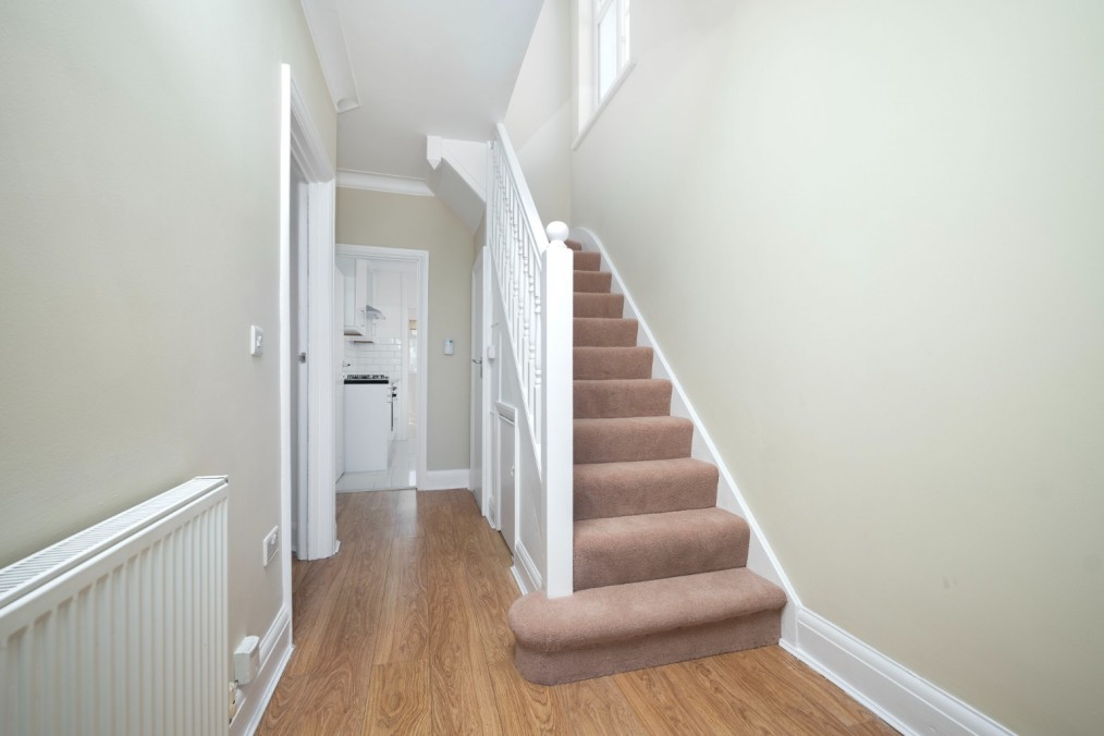 Hall Lane, Hendon, NW4