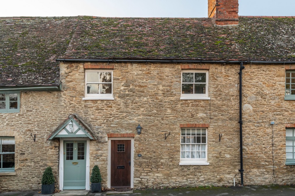 Thame Road, Great Haseley