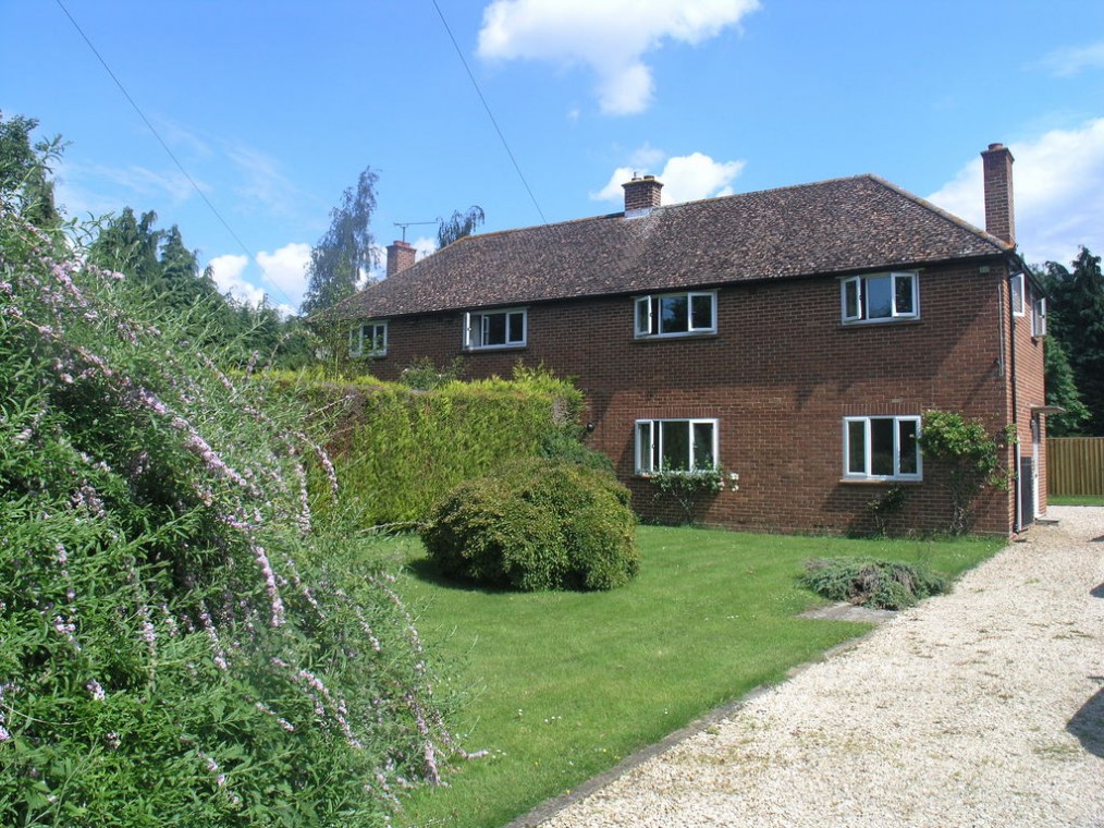 The Green, Stadhampton
