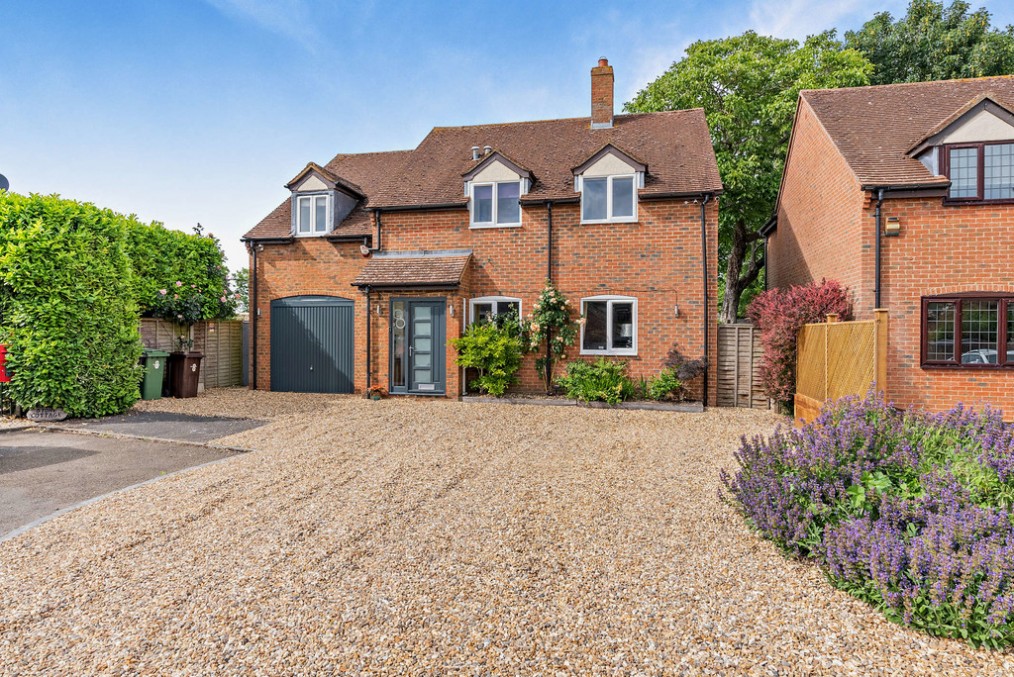 The Laurels, Stadhampton