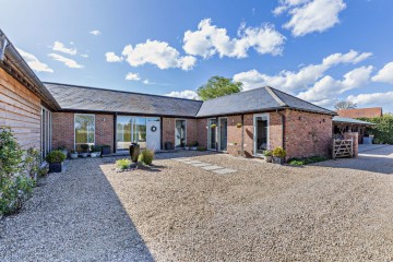 The Old Stable Yard, Great Milton